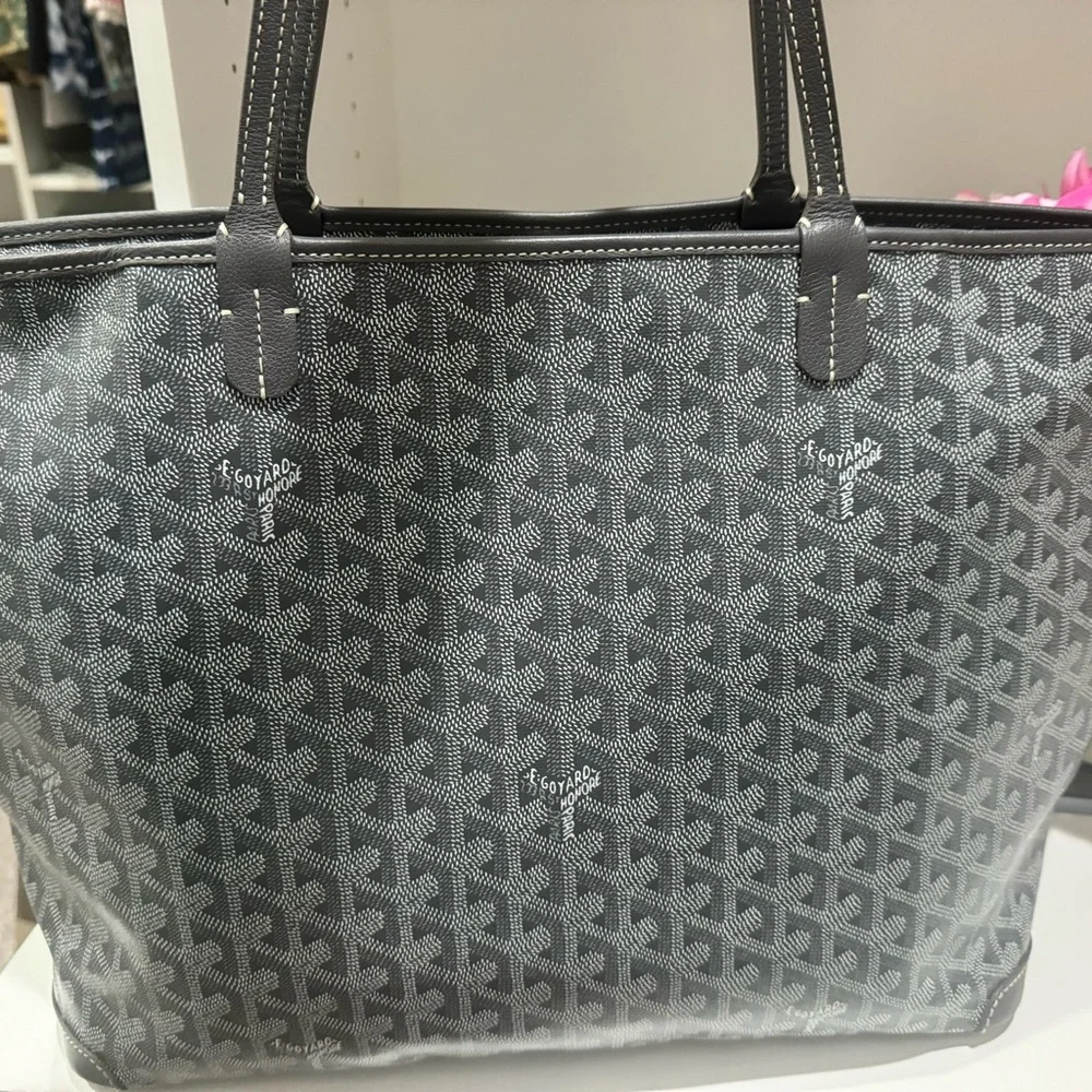 Goyard Artois